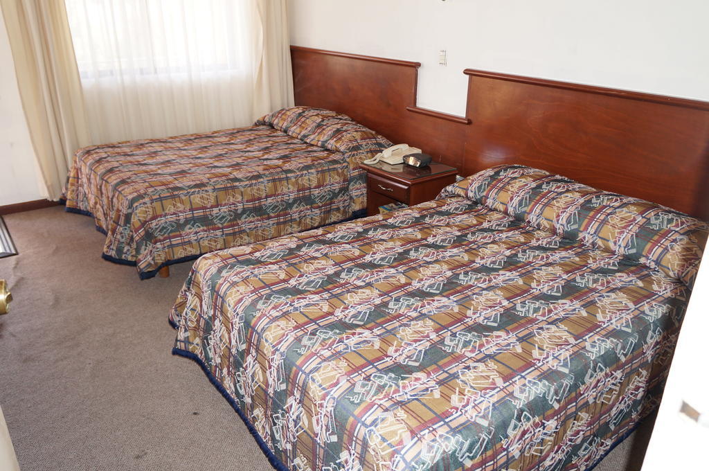 Maria Luisa Inn & Suites Juarez  Szoba fotó