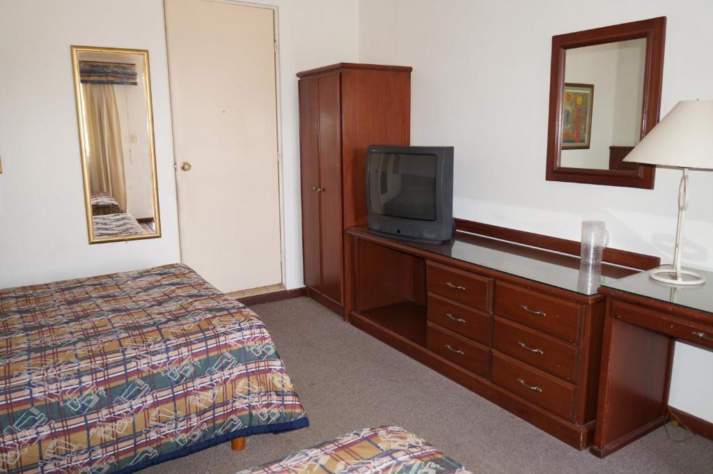 Maria Luisa Inn & Suites Juarez  Kültér fotó