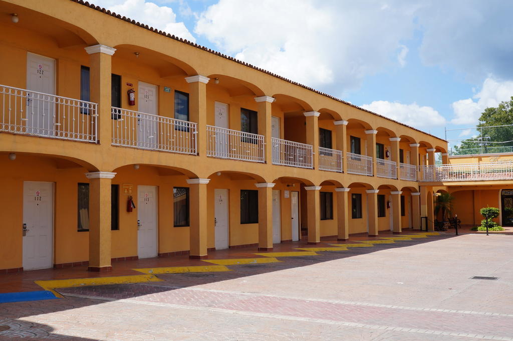 Maria Luisa Inn & Suites Juarez  Kültér fotó